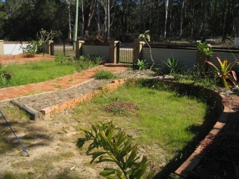 18 Doverton Drive, Russell Island QLD 4184
