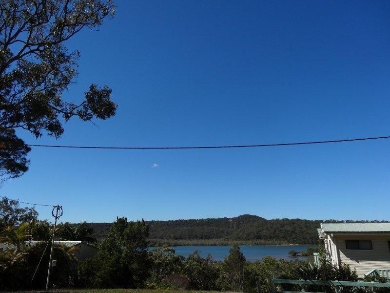 9 Leichhardt Terrace, Russell Island QLD 4184