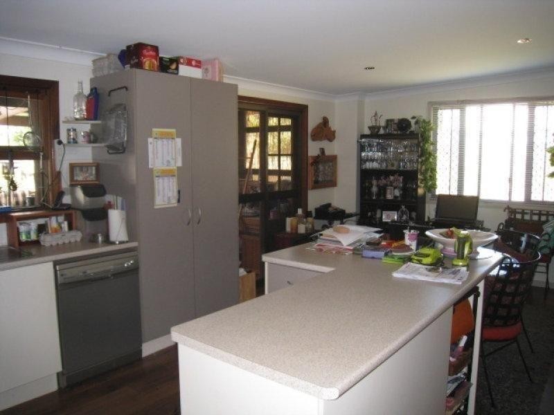 9 Kings Road, Russell Island QLD 4184