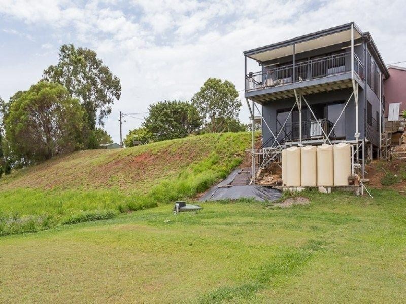 44 Mark Rd, Russell Island QLD 4184