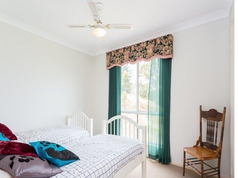 42 Mark Rd, Russell Island QLD 4184