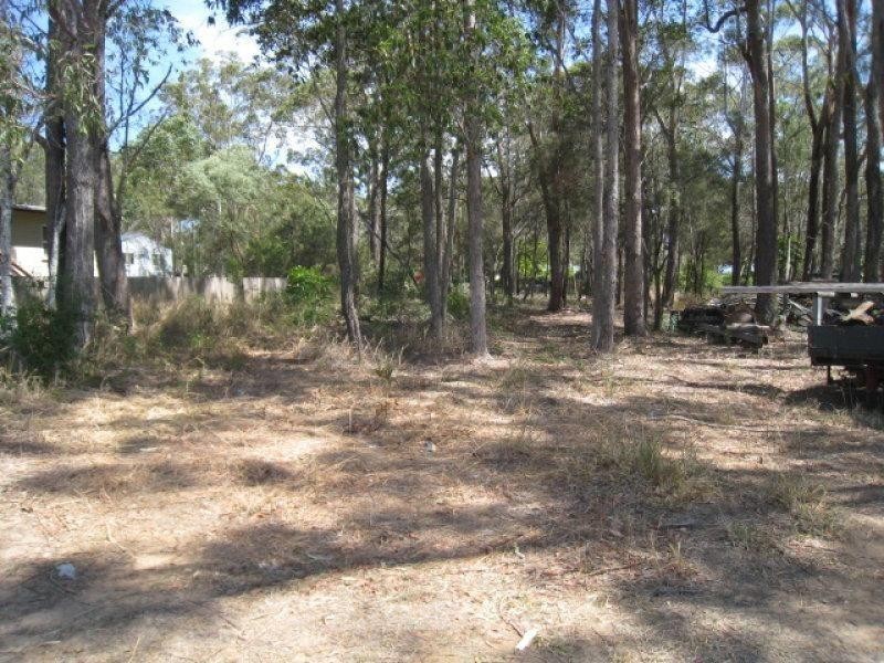 22 Pia Street, Russell Island QLD 4184
