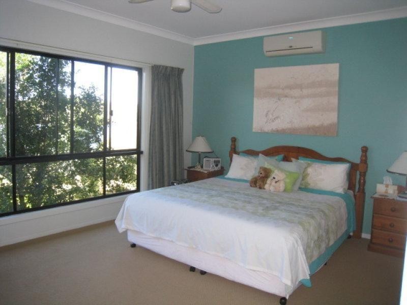 15 Island View Rd, Russell Island QLD 4184