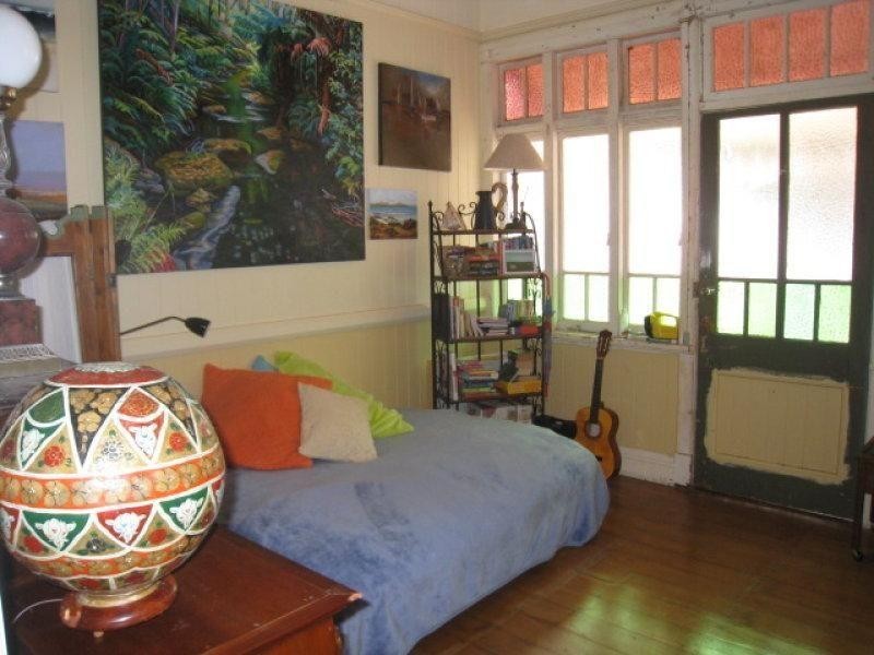 4 Leichhardt Tce, Russell Island QLD 4184