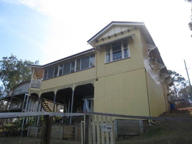 4 Leichhardt Tce, Russell Island QLD 4184