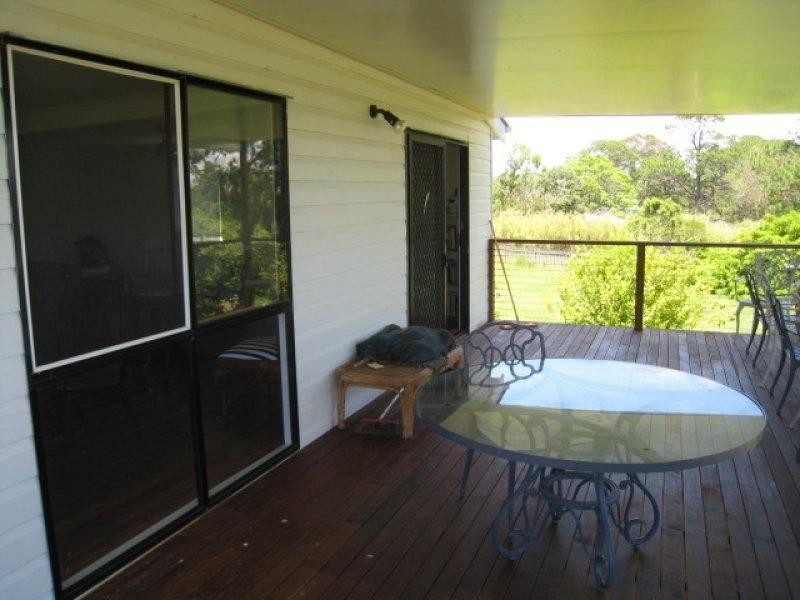 19 Canaipa Point Dve, Russell Island QLD 4184