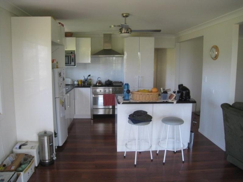 19 Canaipa Point Dve, Russell Island QLD 4184