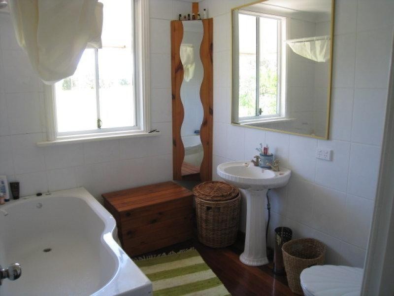 19 Canaipa Point Dve, Russell Island QLD 4184