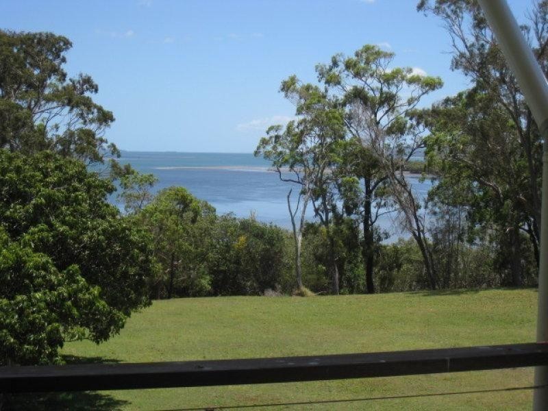 19 Canaipa Point Dve, Russell Island QLD 4184