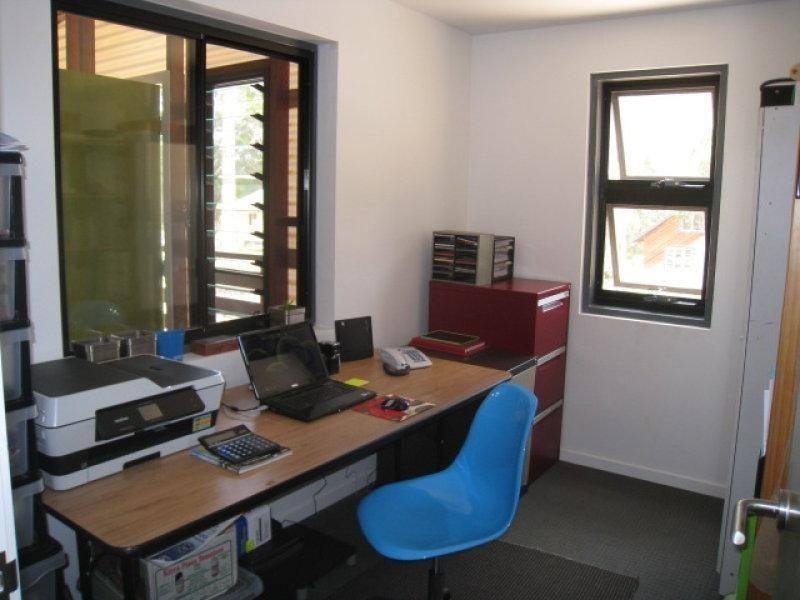 35 DOVERTON ST., Russell Island QLD 4184