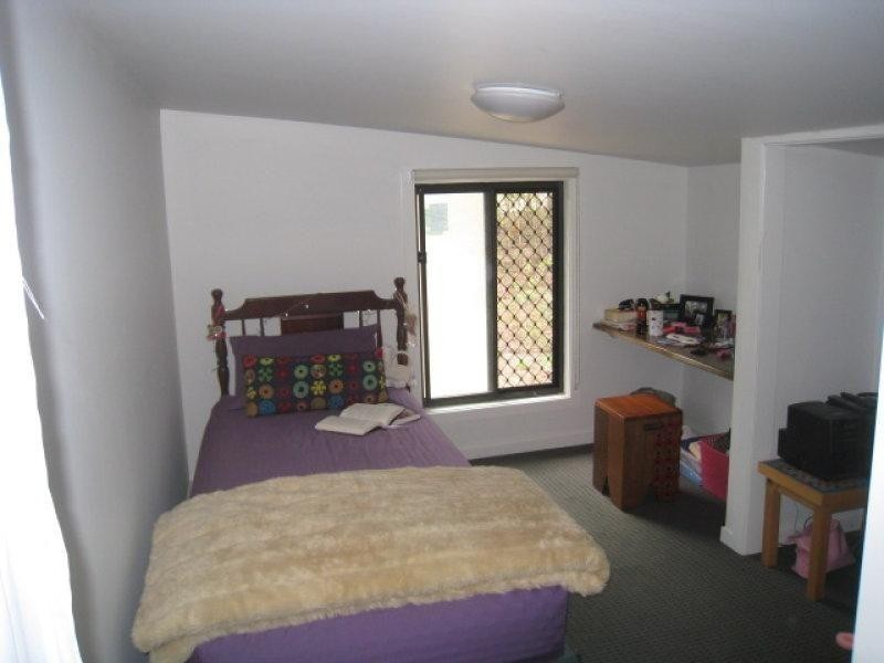 35 DOVERTON ST., Russell Island QLD 4184