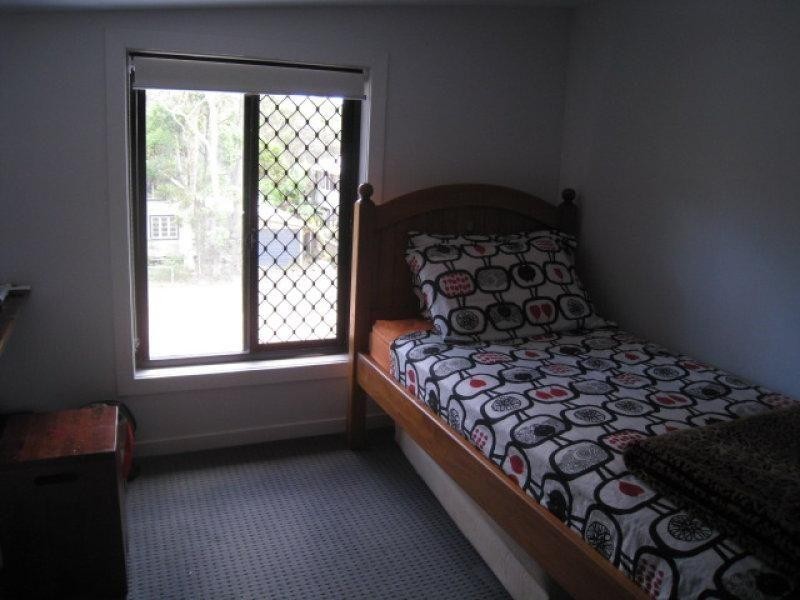 35 DOVERTON ST., Russell Island QLD 4184