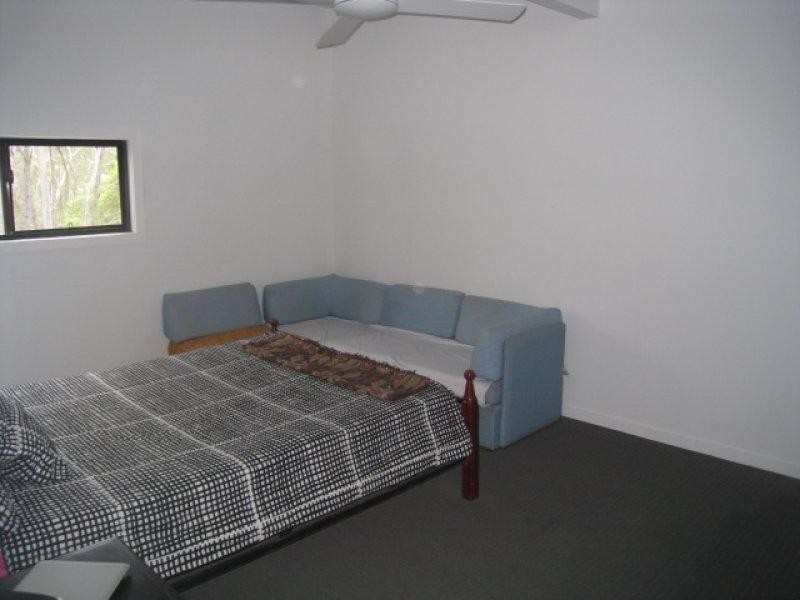 35 DOVERTON ST., Russell Island QLD 4184