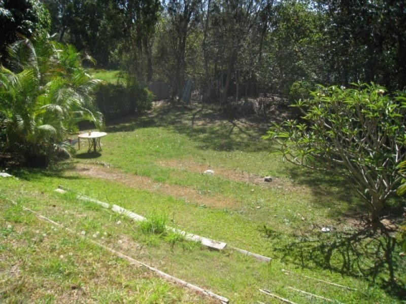 5 Player Court, Russell Island QLD 4184