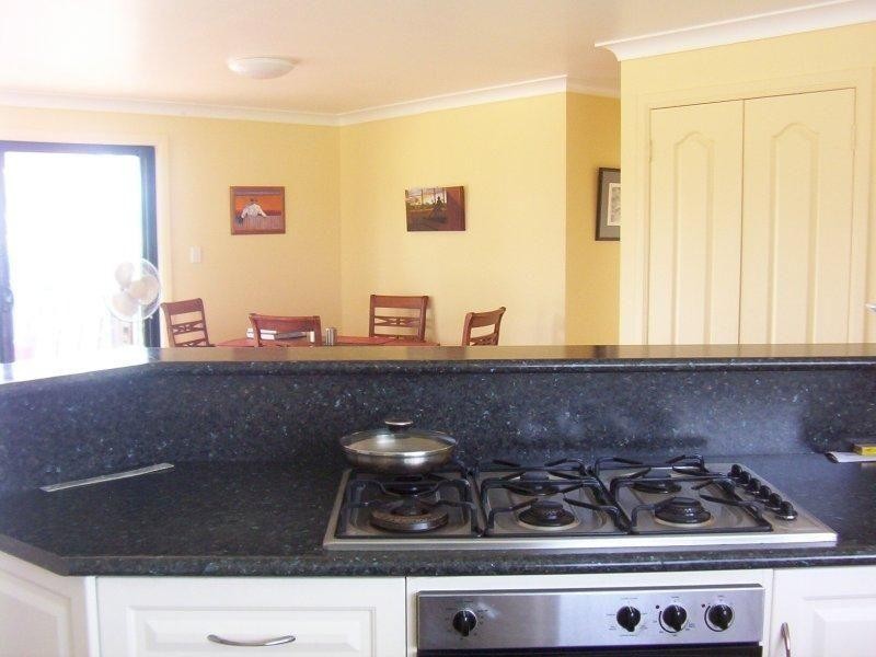 5 Player Court, Russell Island QLD 4184