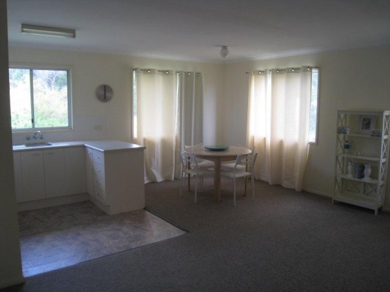 32 WOOMERA ST., Russell Island QLD 4184