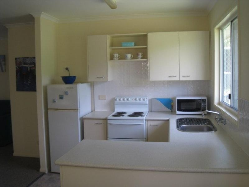 32 WOOMERA ST., Russell Island QLD 4184