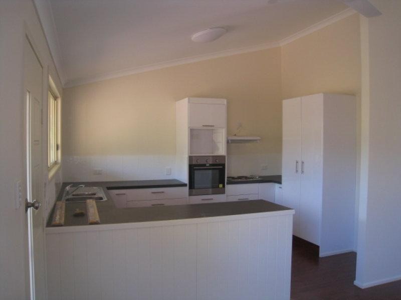 26 LAUREL ST., Russell Island QLD 4184