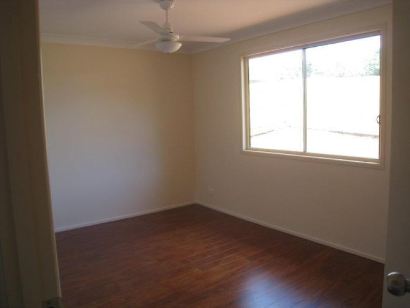 26 LAUREL ST., Russell Island QLD 4184