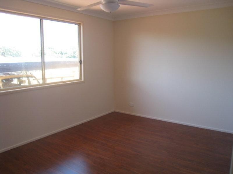 26 LAUREL ST., Russell Island QLD 4184