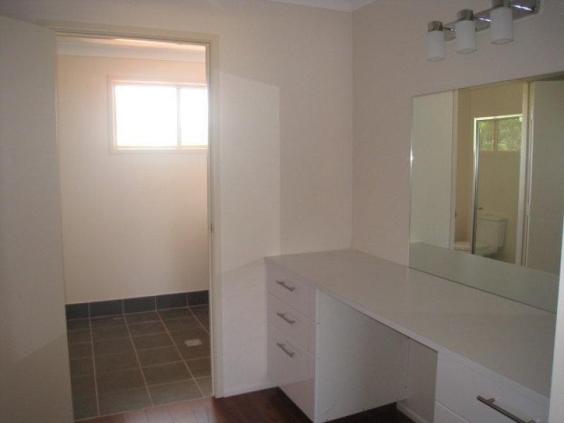 26 LAUREL ST., Russell Island QLD 4184