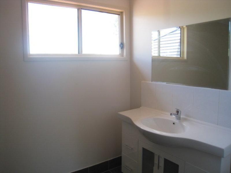 26 LAUREL ST., Russell Island QLD 4184