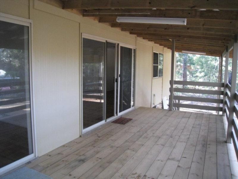 11 Saturn Street, Russell Island QLD 4184