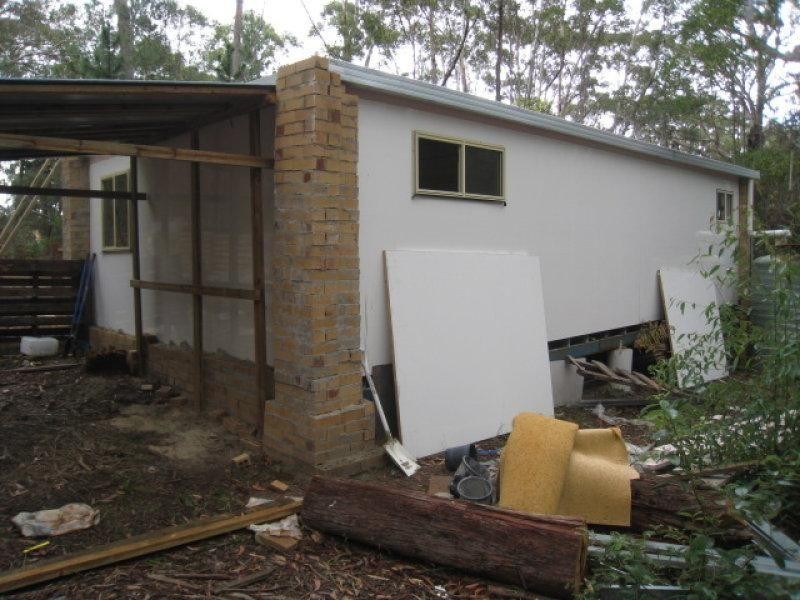 4 WYLIE ST, Russell Island QLD 4184