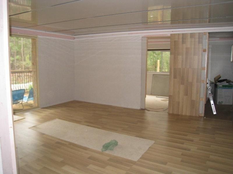 4 WYLIE ST, Russell Island QLD 4184