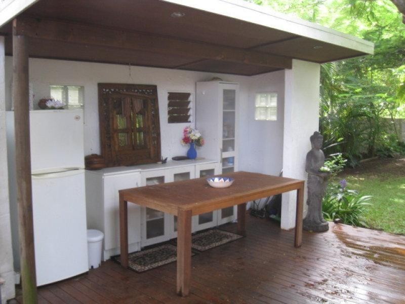 8 Beth Street, Russell Island QLD 4184