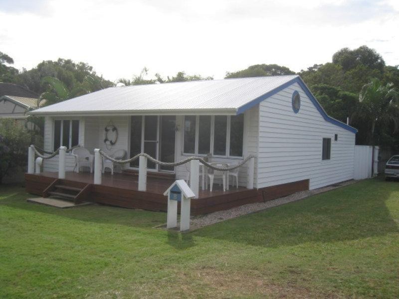 8 Beth Street, Russell Island QLD 4184