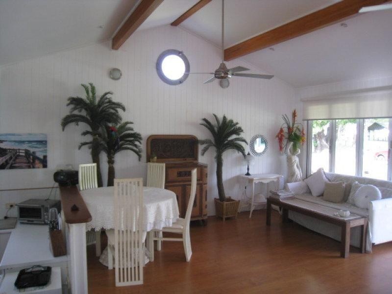 8 Beth Street, Russell Island QLD 4184
