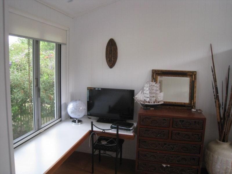 8 Beth Street, Russell Island QLD 4184
