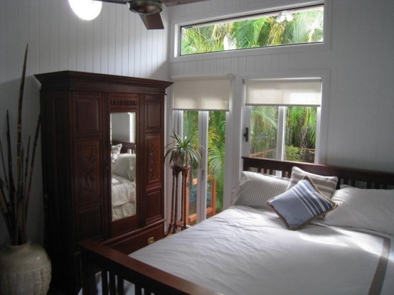 8 Beth Street, Russell Island QLD 4184