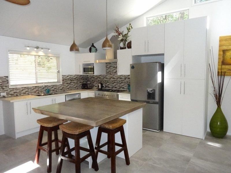 4 Illagona Street, Russell Island QLD 4184