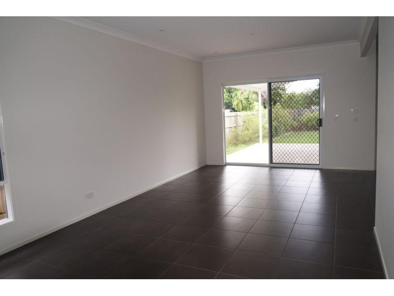 12 Buckland street, Wellington Point QLD 4160