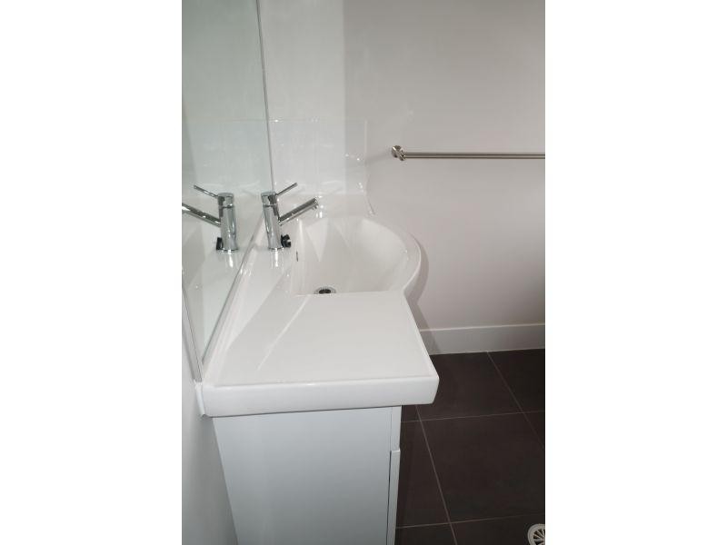 12 Buckland street, Wellington Point QLD 4160