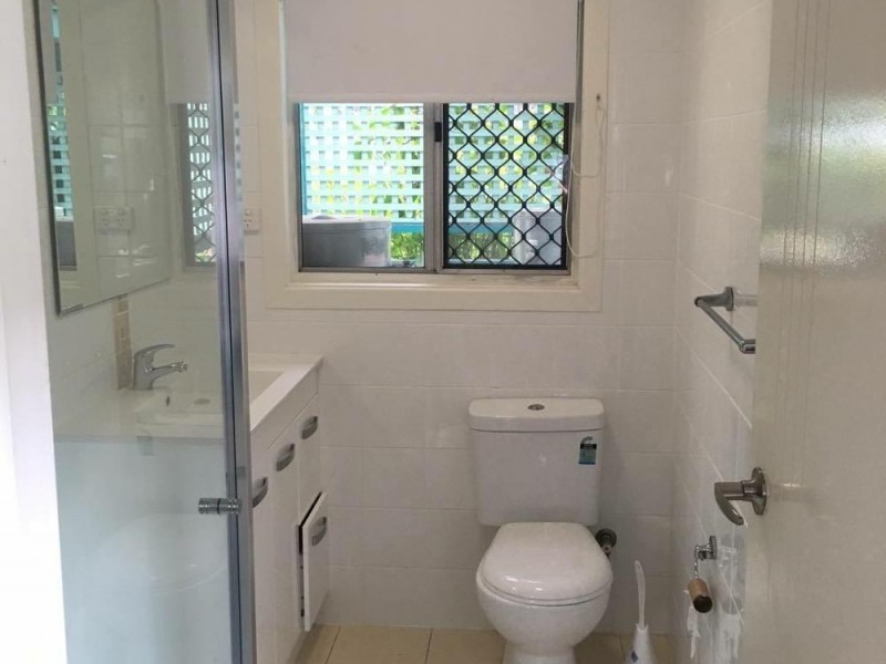 157 Redland Bay Road, Capalaba QLD 4157