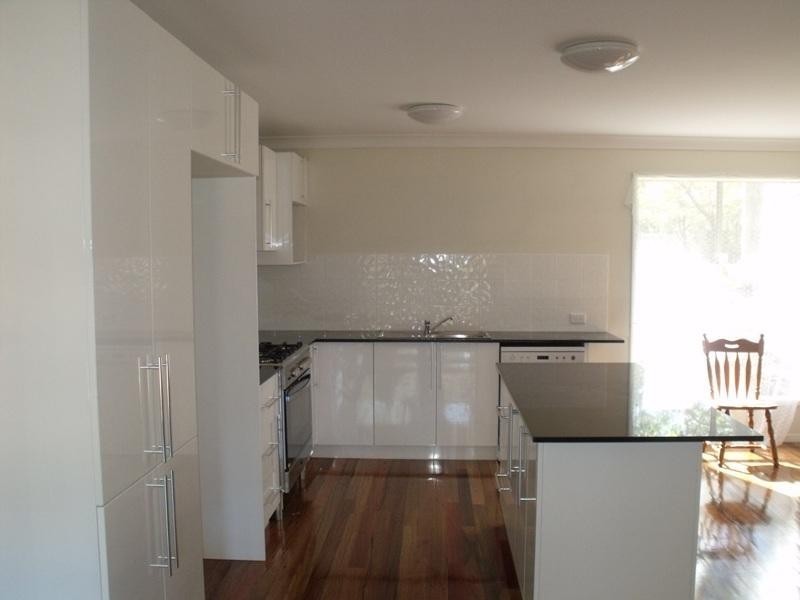 11 Saturn Street, Russell Island QLD 4184