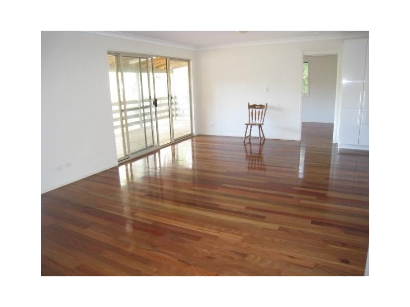 11 Saturn Street, Russell Island QLD 4184