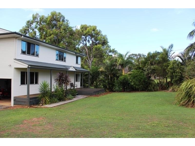 83 Canaipa Pt Drive, Russell Island QLD 4184