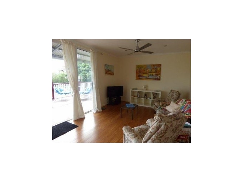 12 Dahlia, Russell Island QLD 4184