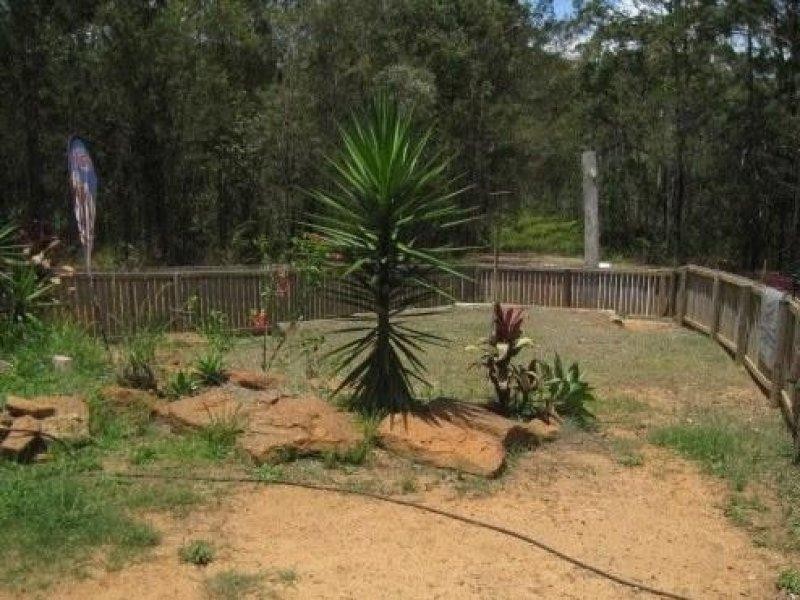 9 Cynthia Cres, Russell Island QLD 4184