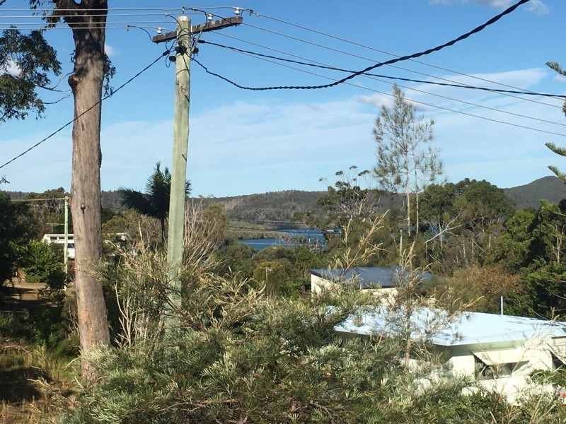 4 Seaview St, Russell Island QLD 4184