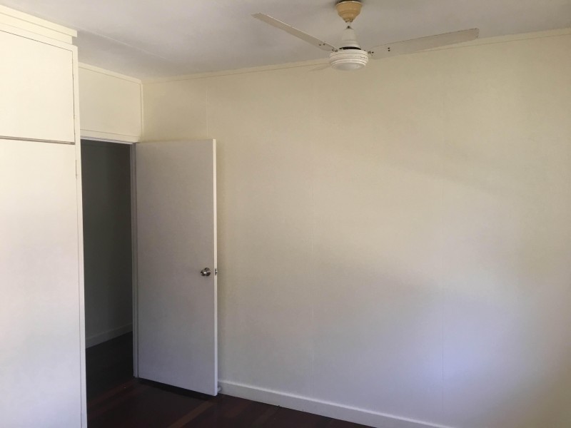 4 Seaview St, Russell Island QLD 4184