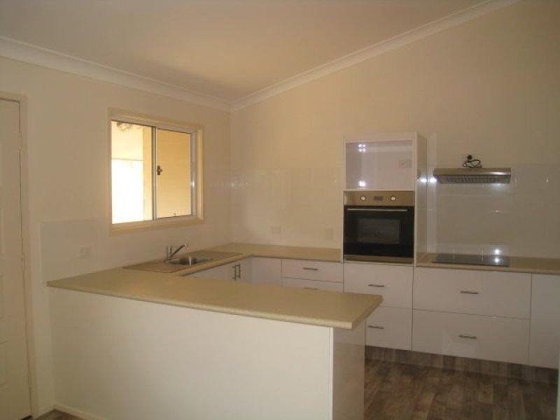 107 Laurel Street, Russell Island QLD 4184