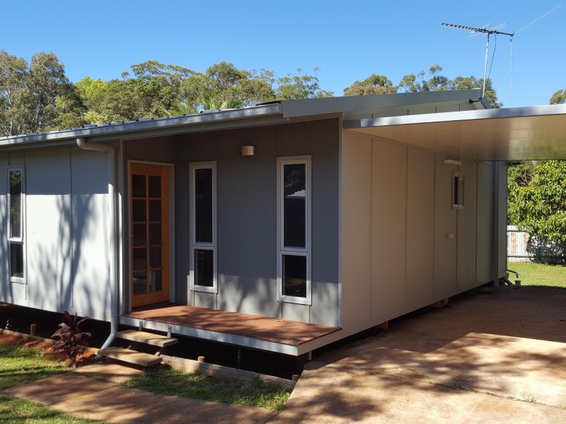 32 Judith     St, Russell Island QLD 4184