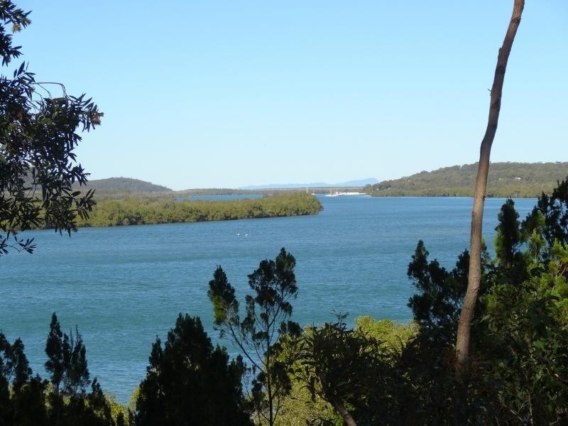 92-102 canaipa drive, Russell Island QLD 4184