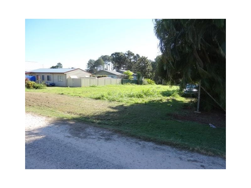 19 banksia street, Russell Island QLD 4184