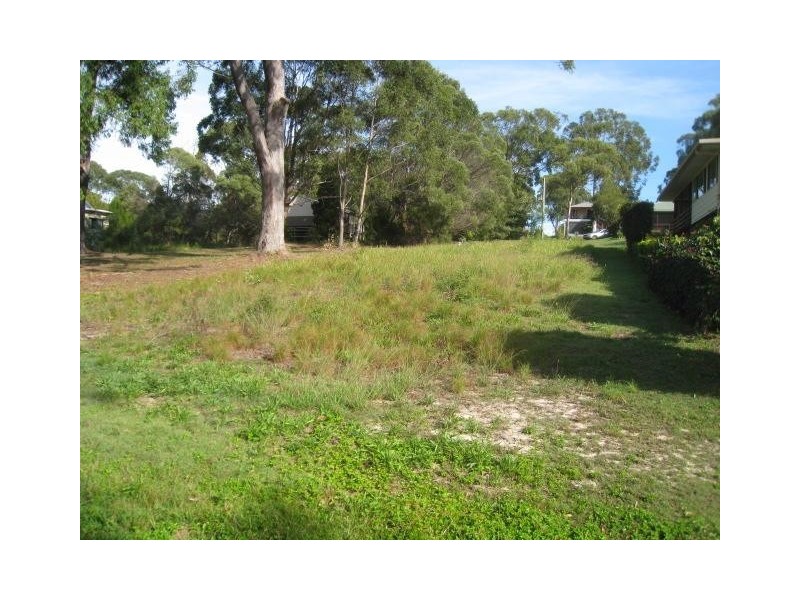 8 Seaview, Russell Island QLD 4184